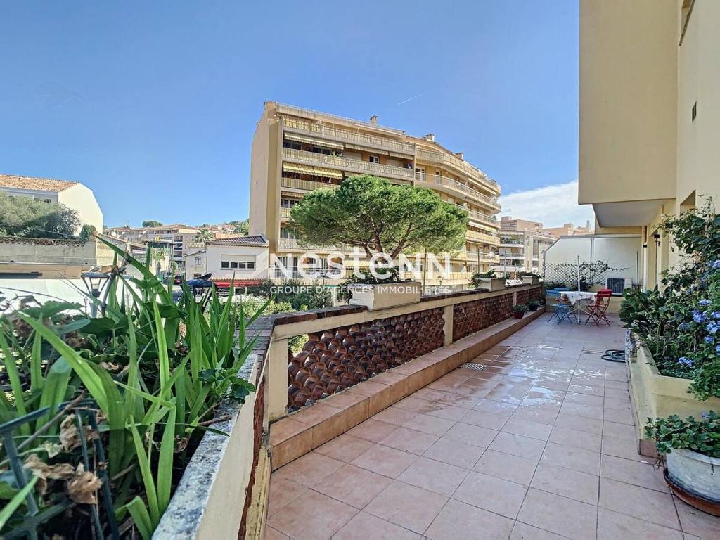 Appartement 3P-Terrasse d'angle 58m2-Mer 5mn 52 Avenue Georges Clemenceau 06220 Vallauris