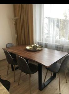 4. 5 min to HANNOVER MESSE FAIR GROUND PRETTY 2 ROOM APARTMENT
