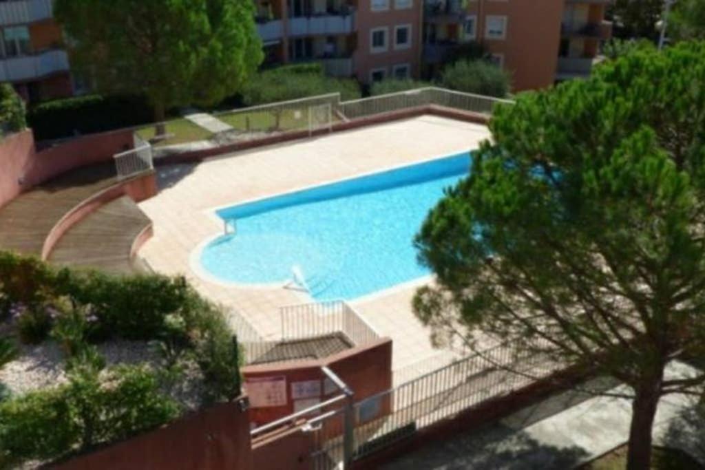 Appartement appartement 4/6 pers 178 Rue Armand Duvivier, 83600 Fréjus