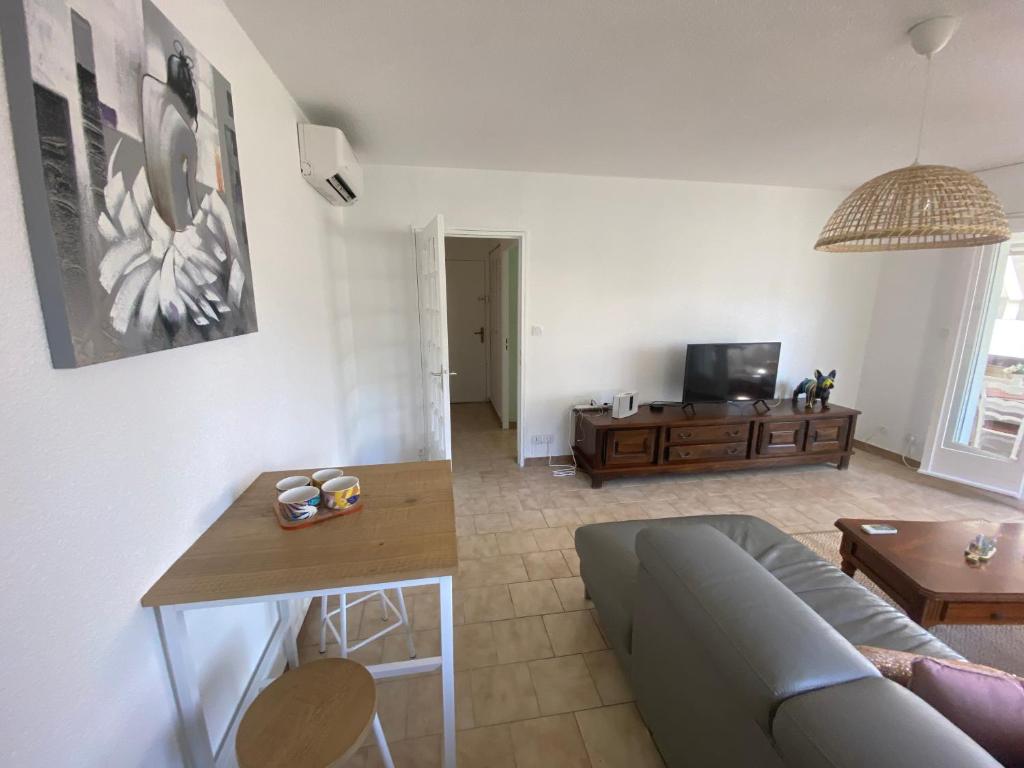 4 Personen Altbau nahe Kurfürstendamm - Macbeth