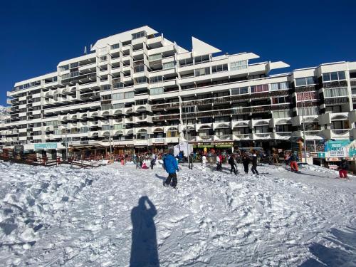 Appartement Appartement 4 personnes - Accès direct aux Pistes! Immeuble le Serac, 2e etage Clôt des Leothauds Puy-Saint-Vincent