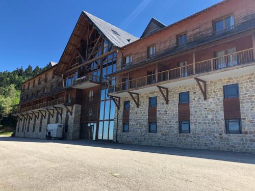 Appartement 4 personnes aux pieds des pistes, Ariège Ustou france