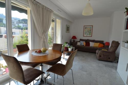 Appartement Appartement 4 personnes avec terrasse et parking le port de Nice 10 Rue de Maeyer Nice