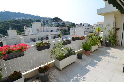 Appartement 4 personnes avec terrasse et parking le port de Nice Nice france