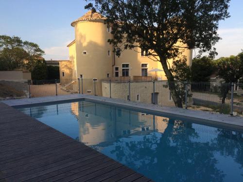 Appartement Appartement 4 personnes dans château avec piscine Chateau de Fan Lussan