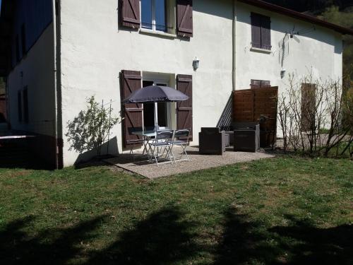 Appartement 4 personnes tout équipé VOSGES. Rochesson france