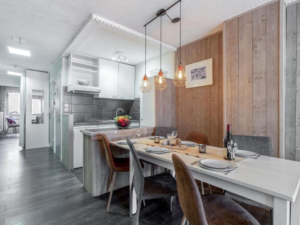 4 PIECES DESIGN 100 METRES CROISETTE - 3 Bedrooms