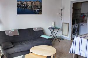 4 PIECES PLAGE A PIED TERRASSE