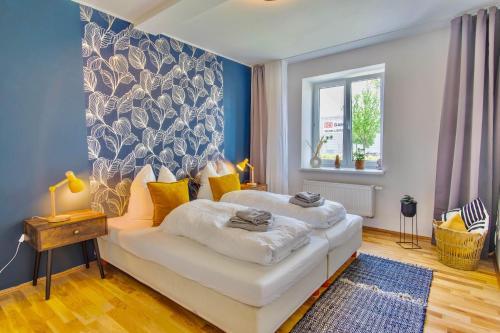 4-Room Luxury Apartment - close to Central Station, free parking, kitchen