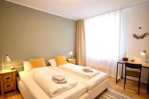 4-Room Luxury Apartment - close to Central Station, free parking, kitchen