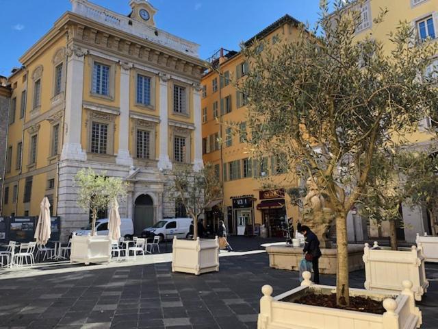 4 Rue Guigonis 4 Rue Guigonis, 06300 Nice