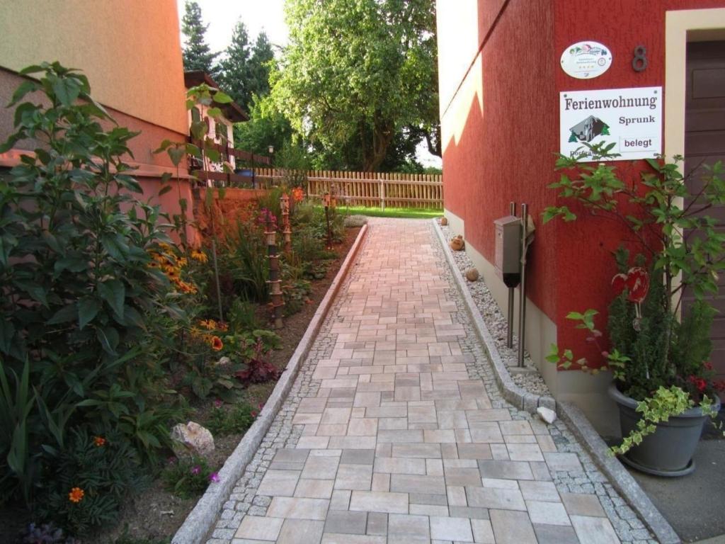 4 Sterne Ferienwohnung Sprunk Dorfgasse 8, 09518 Großrückerswalde