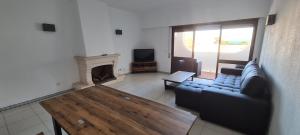 402 - Oura - 2 Bedroomed Apartment - Sea View