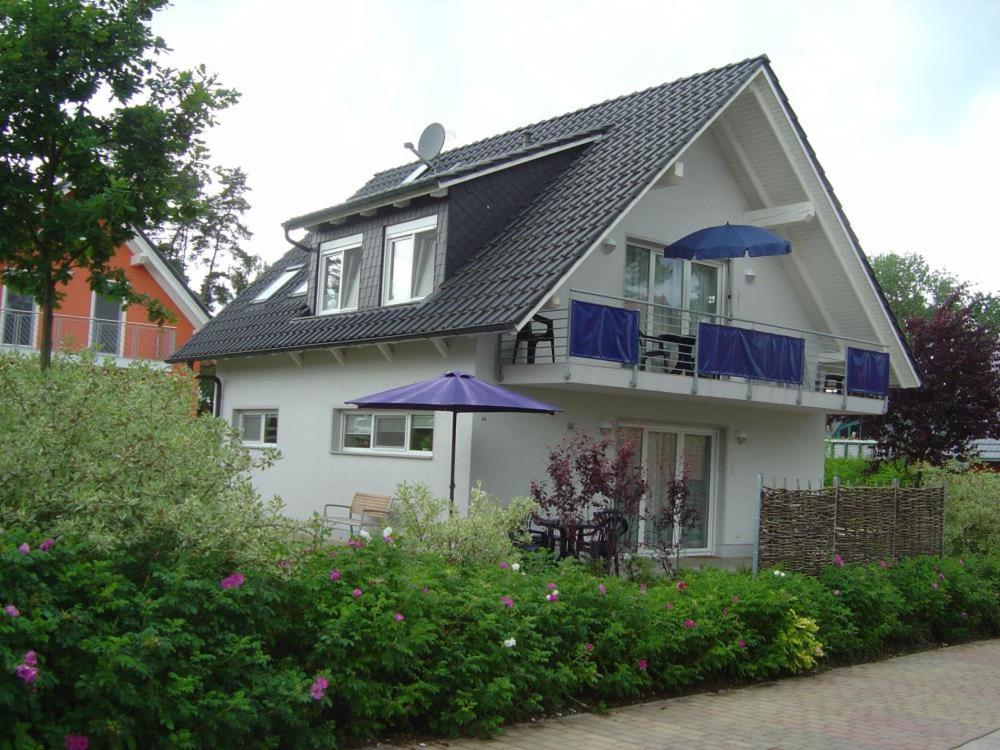 44 EG - Ferienwohnung mit Terrasse und Seeblick Müritzblick 44, 17207 Röbel