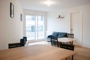 47 m brand new with balcony near Paris