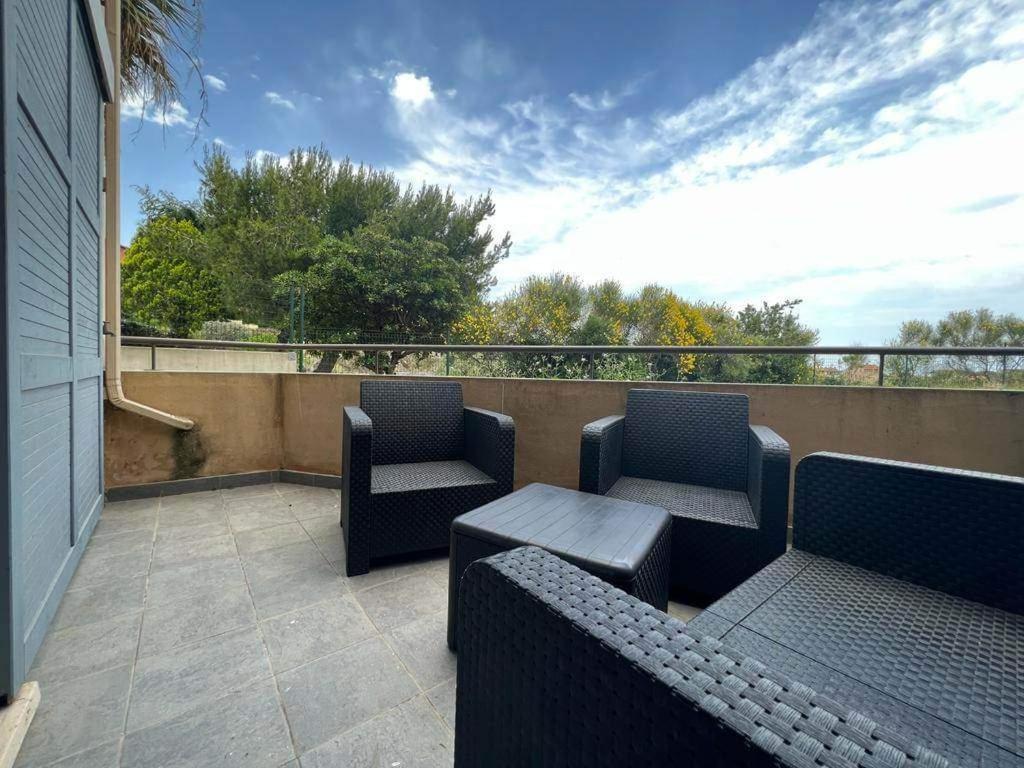 Appartement 4AIG101 confortable T2 avec terrasse sur les hauteurs de Collioure RESIDENCE AIGUE MARINE - BAT.A - Appt. 101 66190 Collioure