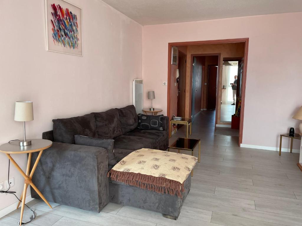 Appartement Appartement 4p 70m2 plein centre avec parking 5 Rue de Raymond, 47000 Agen