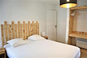 5 mn Zenith Grande Halle Auvergne,pied de Gergovie,Garage,Netflix