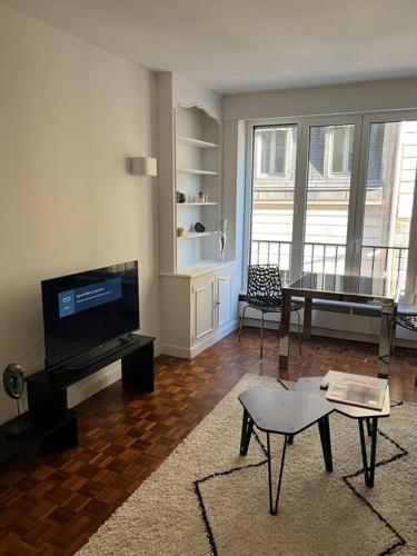 Appartement 50 m2 magnifique 4 P Paris france