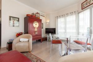 50m from the Croisette two steps from the legendary Carlton in Cannes
