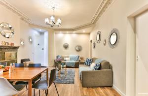 57-LUXURY PARISIEN HOME SEBASTOPOL 1 (2G)