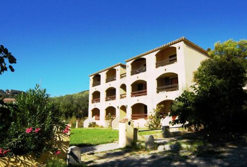 6 people apartment sea view, 350 m from the beach, near Ajaccio