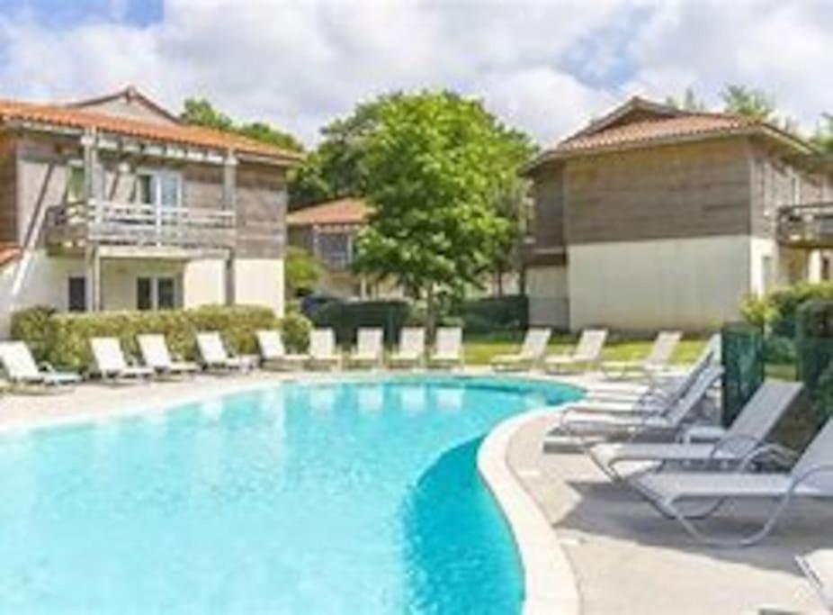 Appartement Appartement 6 pers avec piscine au bord du lac 400 Promenade de l'Étang, 40200 Aureilhan