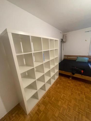 60m Apartment in Sendling-Westpark Munich