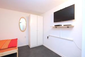 6678 Privat-Souterrain-Apartment