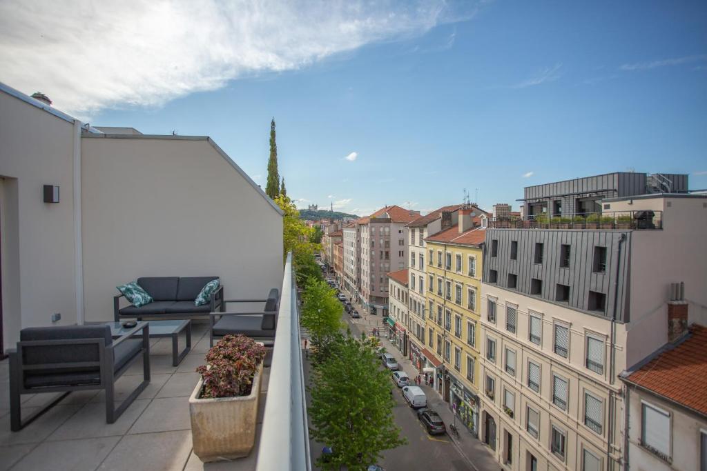 Appartement 7e Ciel - Rooftop Panoramique 7 ème étage 48 Rue de la Thibaudière 69007 Lyon