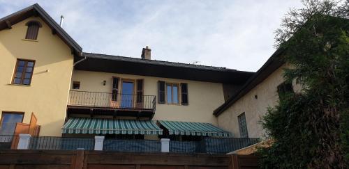 8 personnes, spacieux tout-confort à Albertville