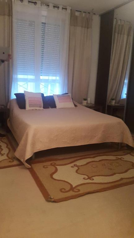 8 Rue Brise Echalas 8 Rue Brise Echalas, 93200 Saint-Denis