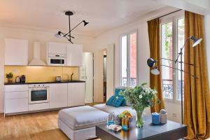 99 - Urban Fabulous 6 Bedrooms