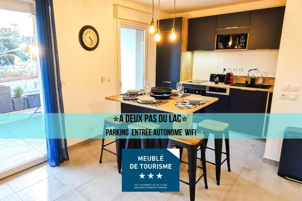 Appartement A 2 PAS DU LAC - WIFI - Garage - Netflix - Disney+ - Lac 2216 Route d'Albertville 74320 Sévrier