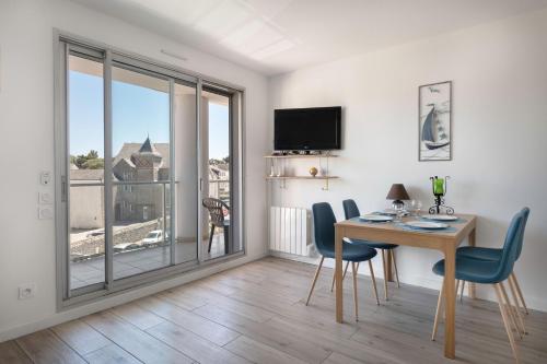 A 30 metres de la plage, bel appartement pour 6
