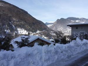 Appartement A 5 mns des accès ski des 3 Vallées Rez-de-jardin 318 Route de Coutargon 73600 Villarlurin Rhône-Alpes
