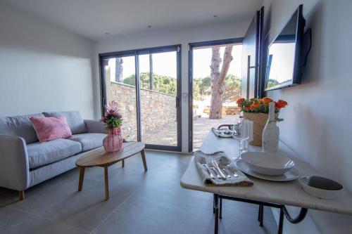 A 50m de la plage, merveilleux cocon proche de Saint-Tropez