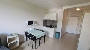 a break somewhere Studio for 2 people in Montfermeil