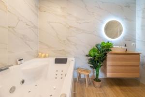 A/C & BALNEO in of Carré d'Or NICE #RENOVATED