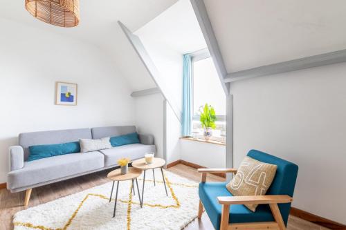 A cinquante metres de la plage, appartement de charme vue mer
