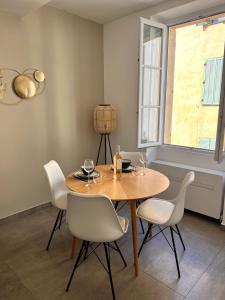 A cosy nest in the Suquet district near the sea