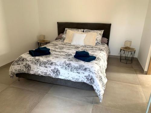 A découvrir à 3km d Avignon appartement rénové