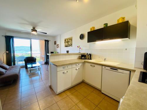A Funtana deux chambres, vue mer, piscine et tennis
