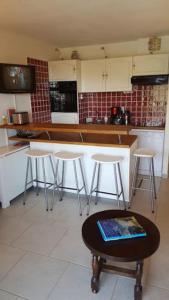 à ne pas manquer apt 4+1 vue mer et vert,res calme
