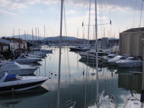 Appartement Appartement à Port Grimaud 30 Rue de l'Octogone Grimaud