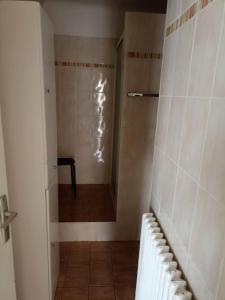 A Saint Cyprien, appartement rénové,250m de la mer