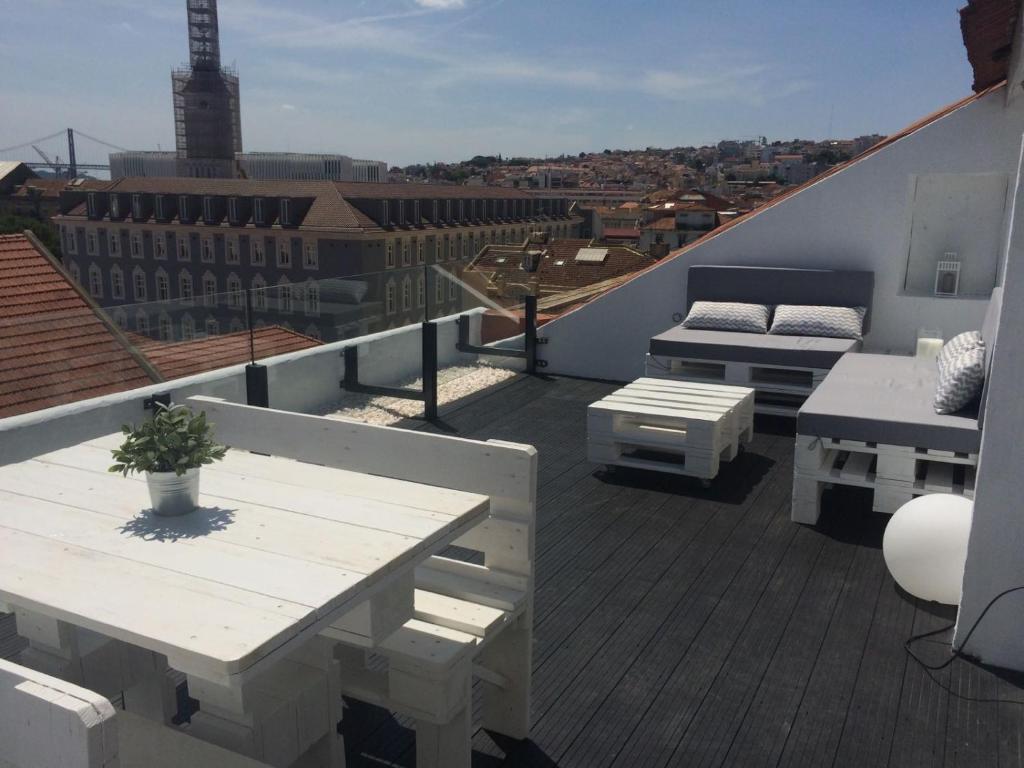 A Terrace on a Topfloor with a View Rua de So Paulo, 138 - 6 andar, 1200-429 Lisbonne