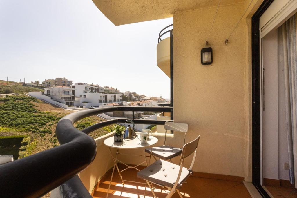 Appartement A Torre by ACasaDasCasas Dr Eduardo Burnay 10 2655-369 Ericeira