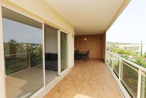 A07 - Lagos Varanda Apartment
