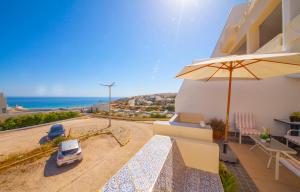 A08 - Magnolia Sea View Apartment
